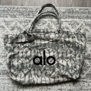 NWOT ALO tote bag